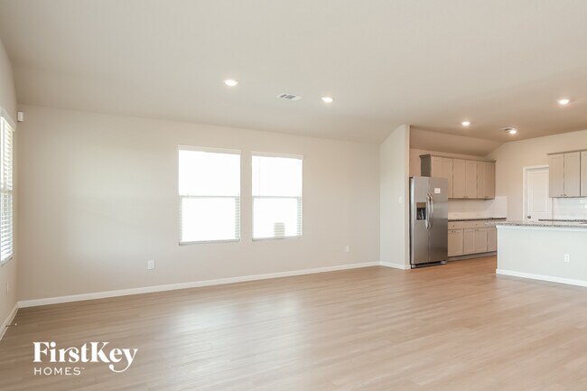 Building Photo - 13011 Thyme Wy