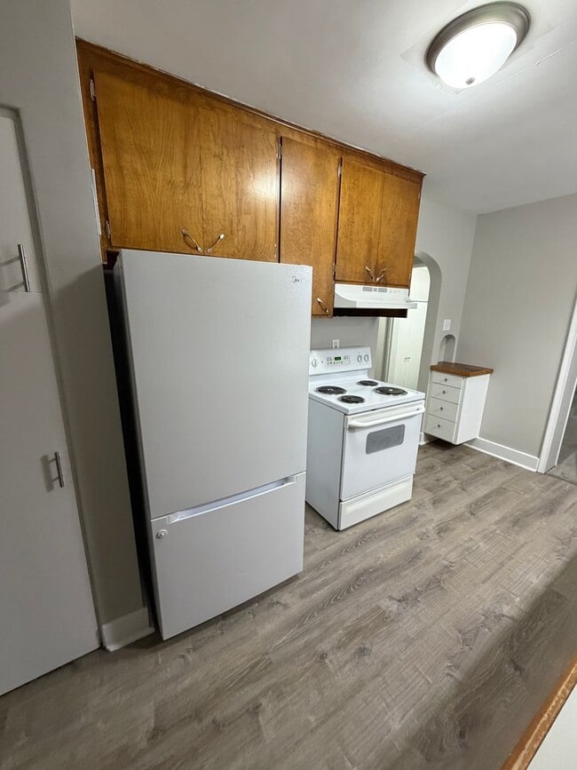 Photo - 1913 Stirling Ave Apartment