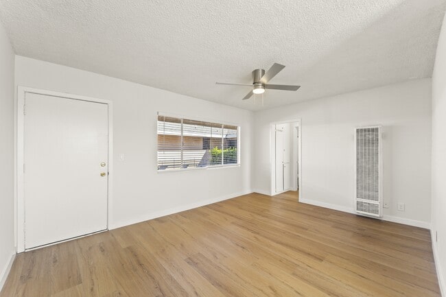 Foto del edificio - 940 W Gage Ave