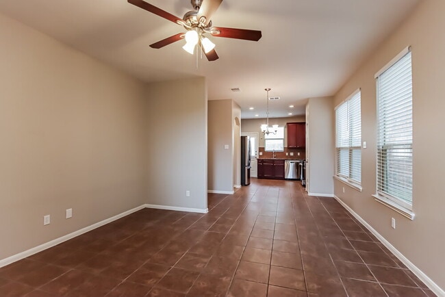 Foto del edificio - 17115 Amarose Dr