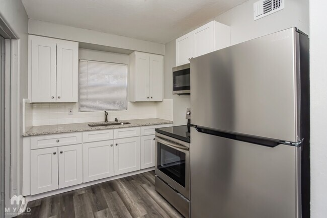 Foto del edificio - 1826 45th St S