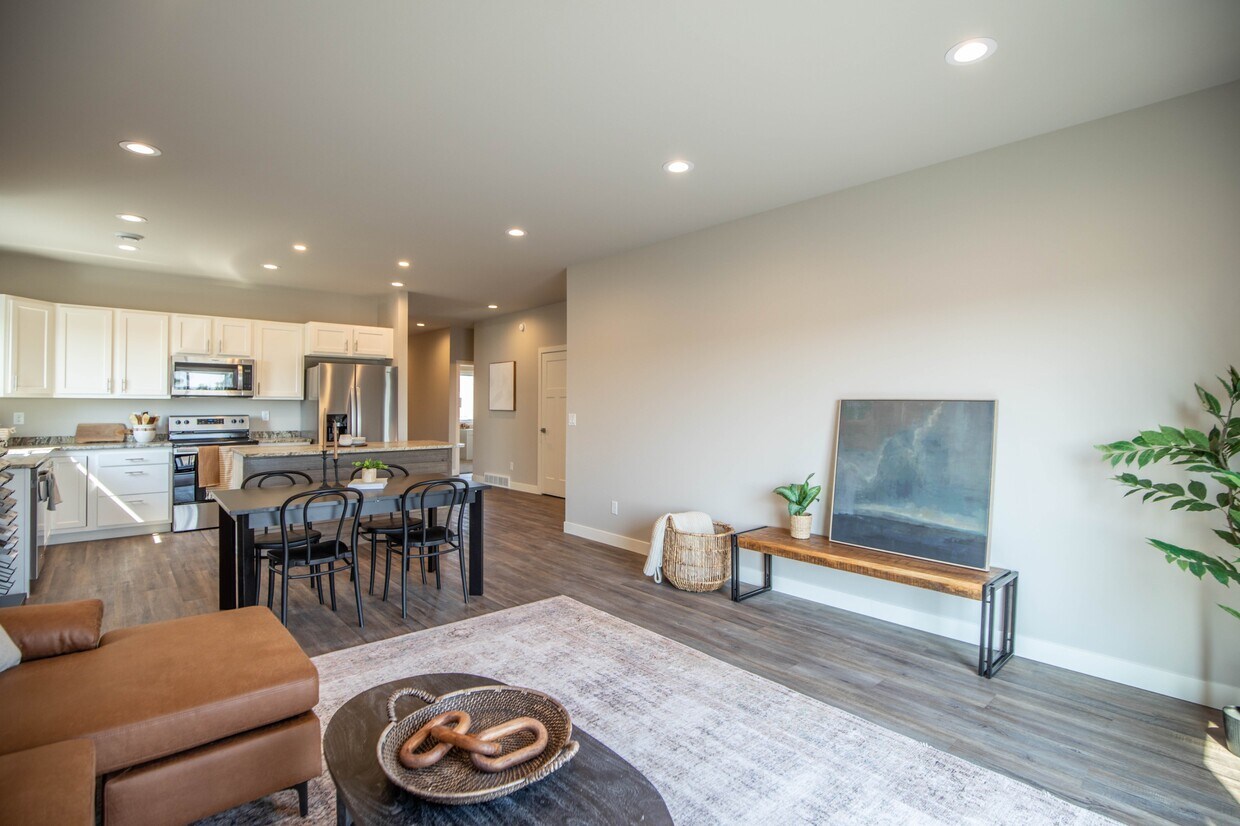 Foto principal - 6880 68th St S