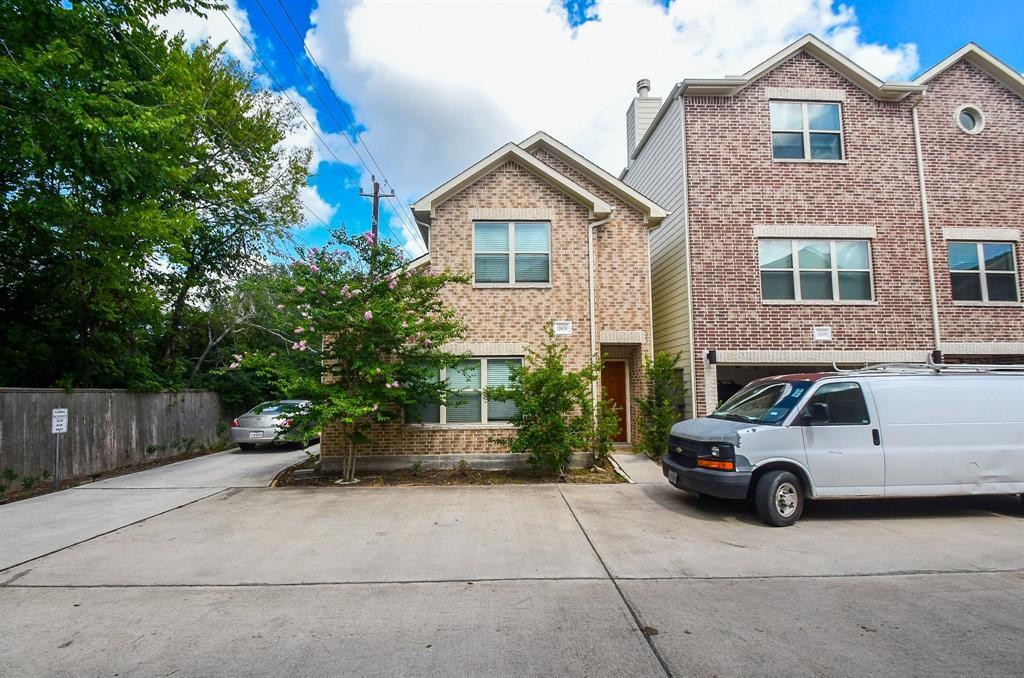 11608 Main Birch Dr, Houston, TX 77025 Condo for Rent in Houston, TX