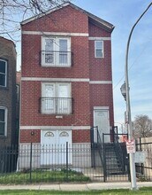 Building Photo - 3000 W Flournoy St