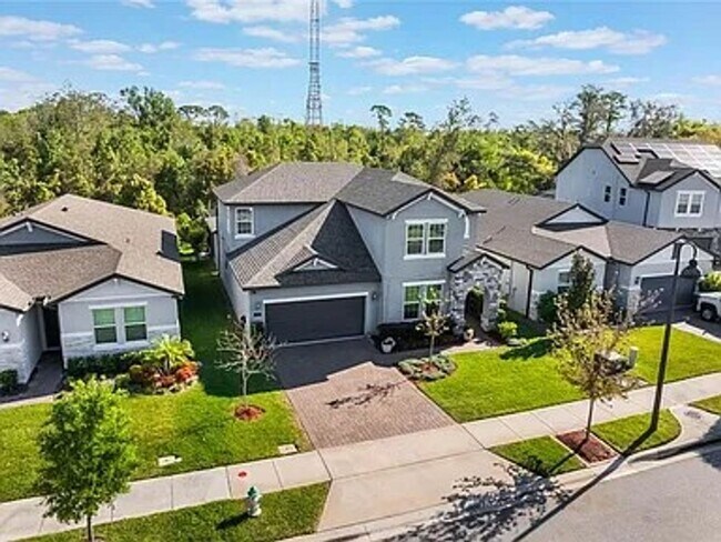 Foto del edificio - Stunning 5 bedroom home in Longwood