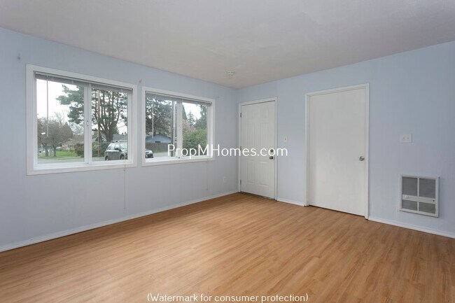 Building Photo - 12925 SW Walker Rd