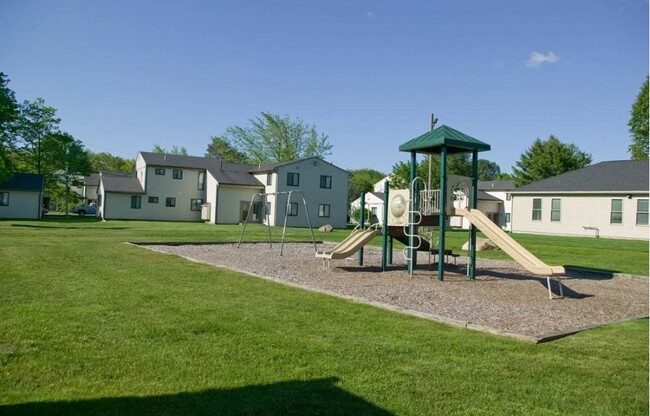 Building Photo - Hidden Brook Apartment Homes