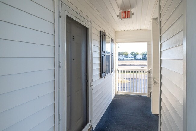 Foto del edificio - 9550 Dunes Gables Dr