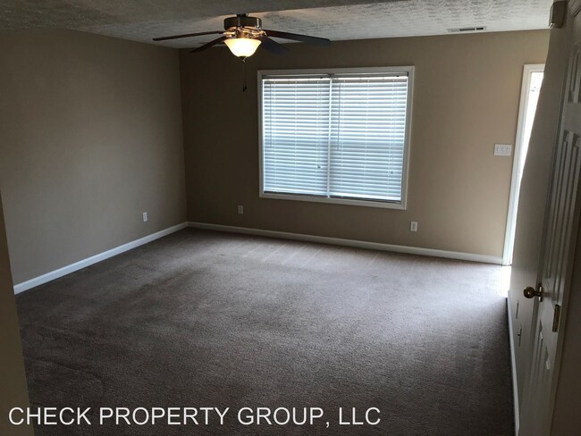 Building Photo - 85-91 Gray Hawk Dr