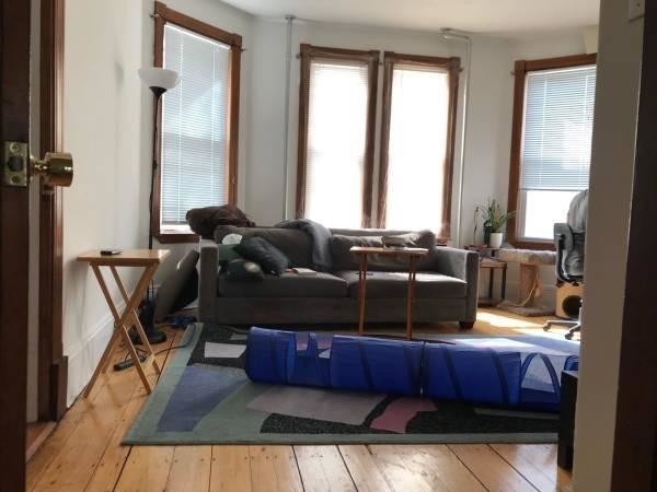 Foto principal - 17 Beacon St