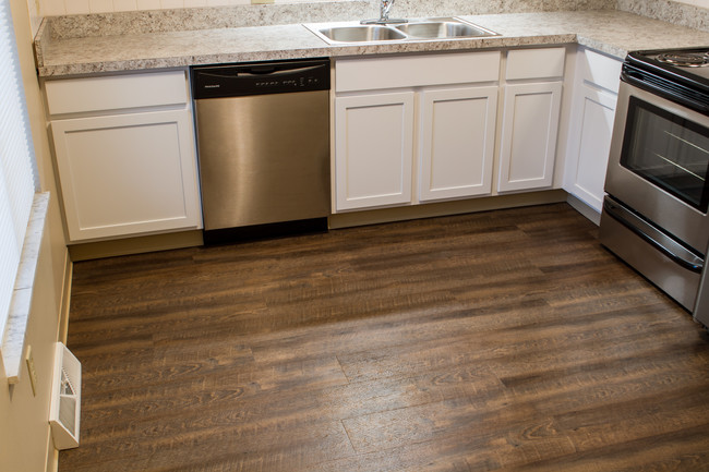 New Kitchen with Luxury flooring - Stow Reserve Apartments