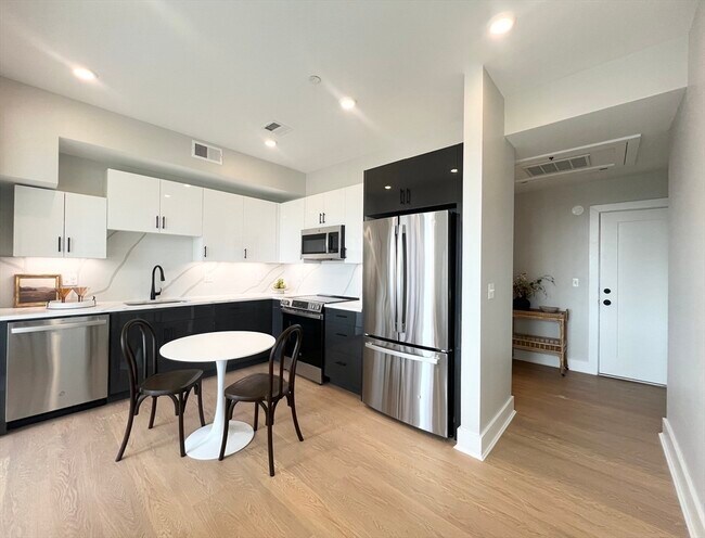 Foto del edificio - 379 Somerville Ave