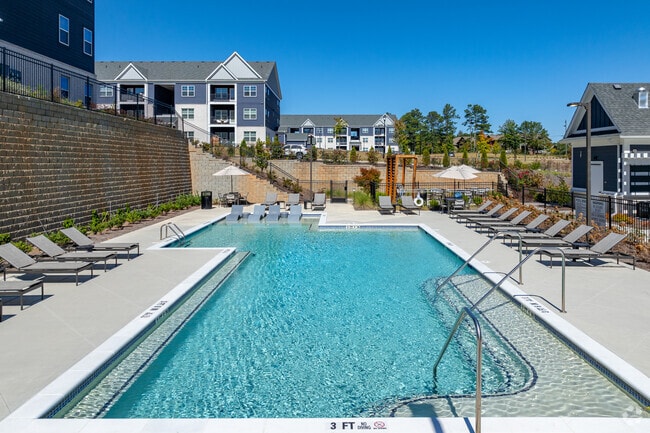 Clubhouse Pool - Valera Riverside