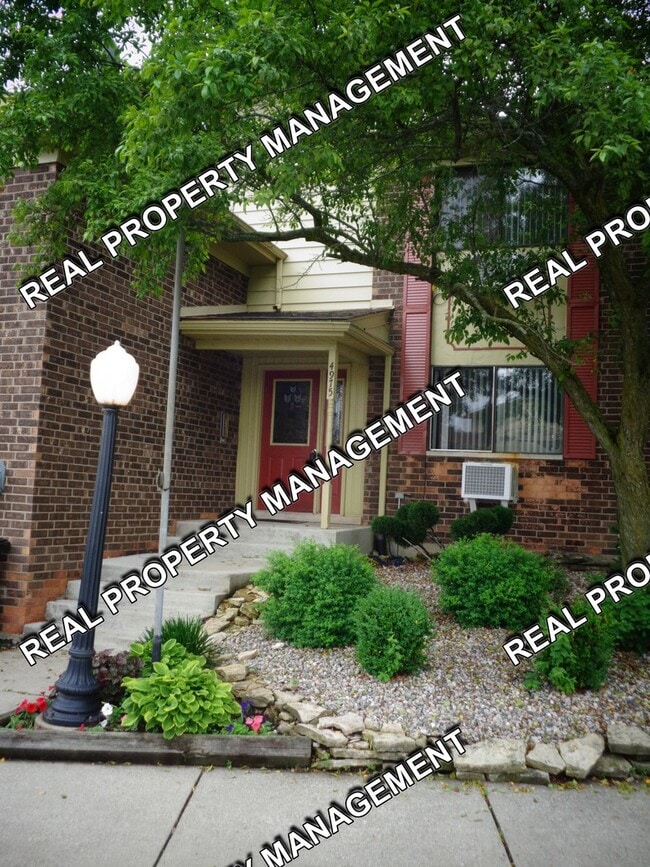 Building Photo - 4975 W 82nd Ct