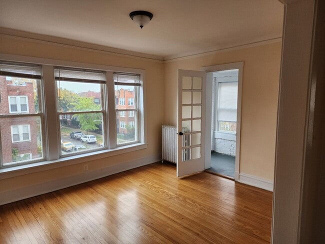 7502 N Hoyne Avenue, Unidad 1, Chicago, IL 60645 - 7502 N Hoyne Ave