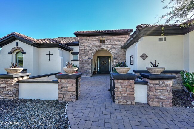 Building Photo - 9133 W Andrea Dr