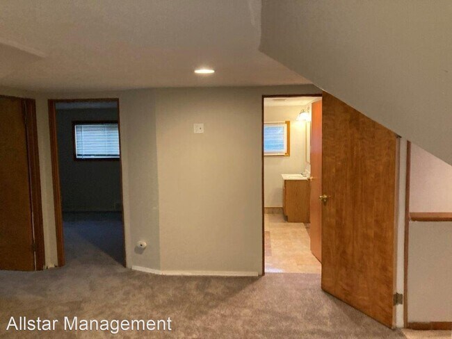 Building Photo - 4 br, 2.5 bath House - 20371 Ball Ave