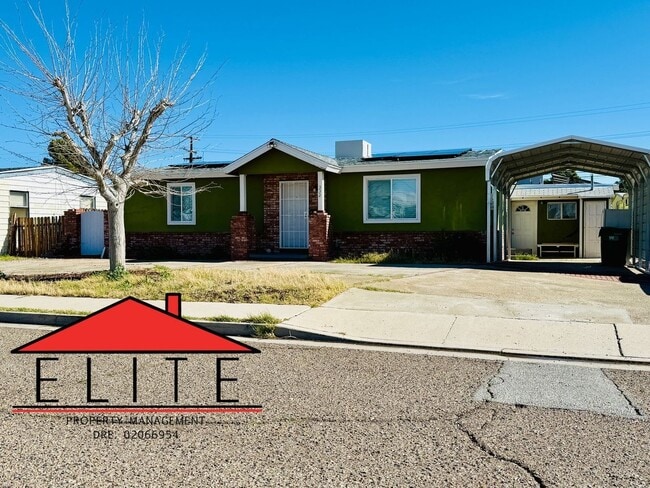 Building Photo - 332 N Alvord St