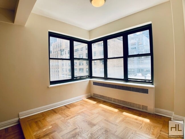 Building Photo - EAST 56 STREET