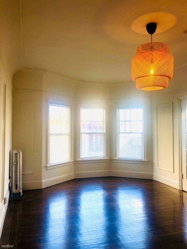 Foto principal - 1075 Washington St