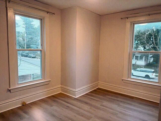 Foto del edificio - 863 M.L.K. Jr St SE