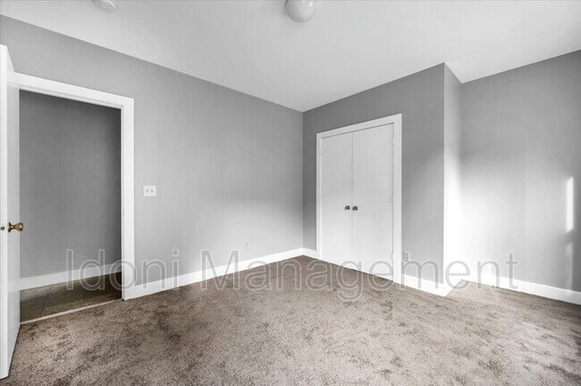Building Photo - 1151 Ogden St Ext