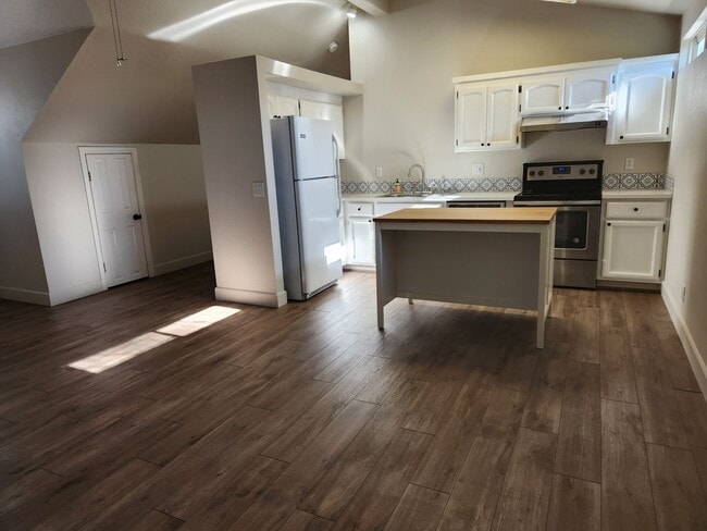 Building Photo - 1 Bdrm, 1 Bath ADU near Sutter Street - Historic Folsom