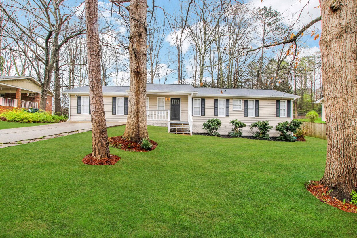 Primary Photo - 3869 Rosedale Ln