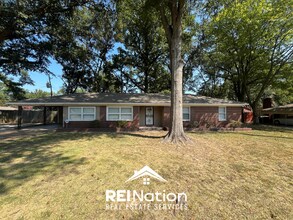 Building Photo - 1474 Janis Dr