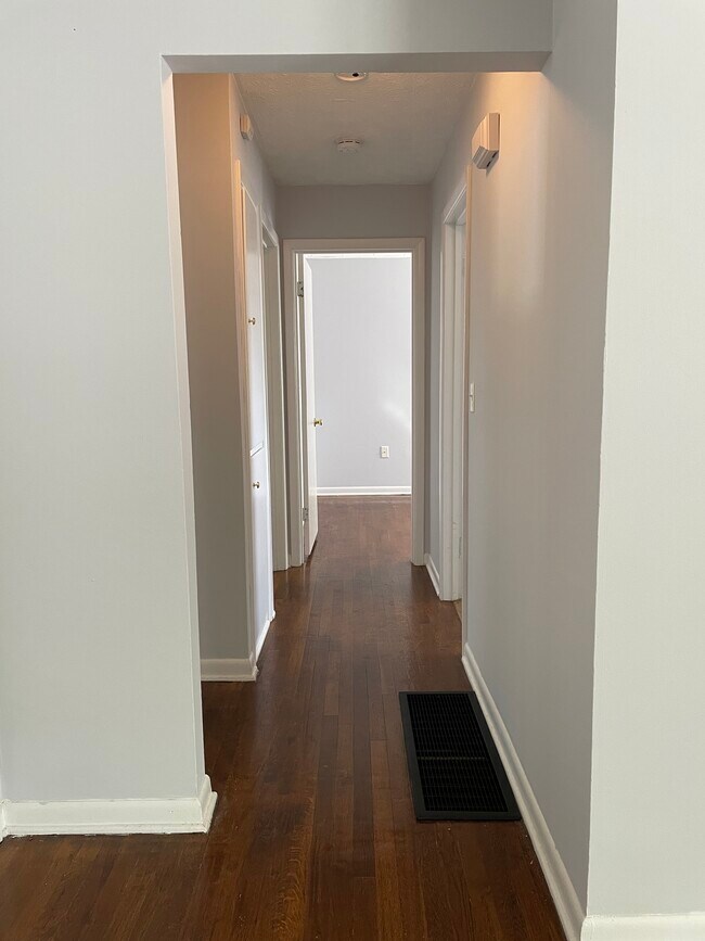 Foto del edificio - 2870 Brownlee Ave