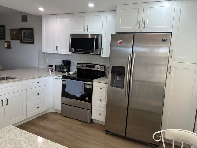 Foto del edificio - 3405 Bimini Ln
