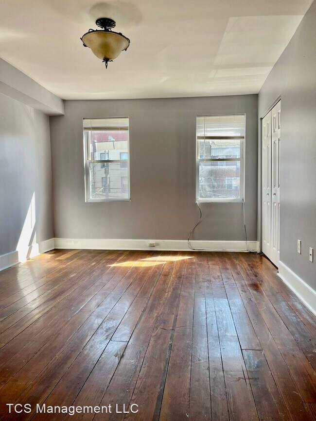 Building Photo - 2 br, 1 bath House - 109 West Girard Avenu...