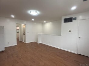Building Photo - 111-09 62nd Dr