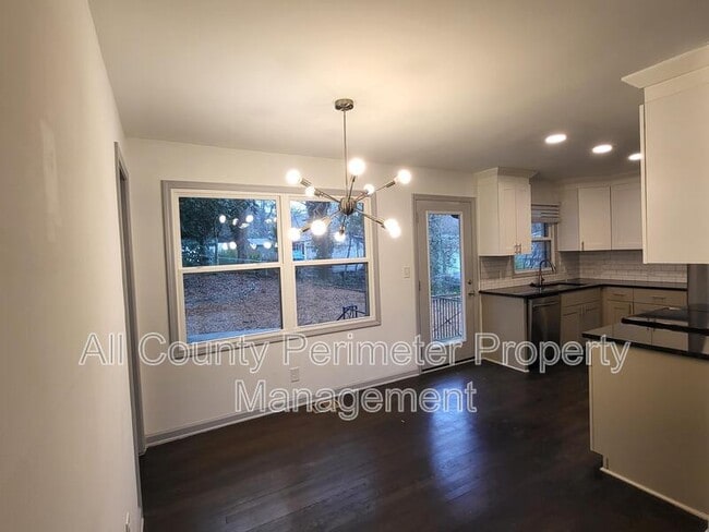 Building Photo - 3068 Anthony Dr