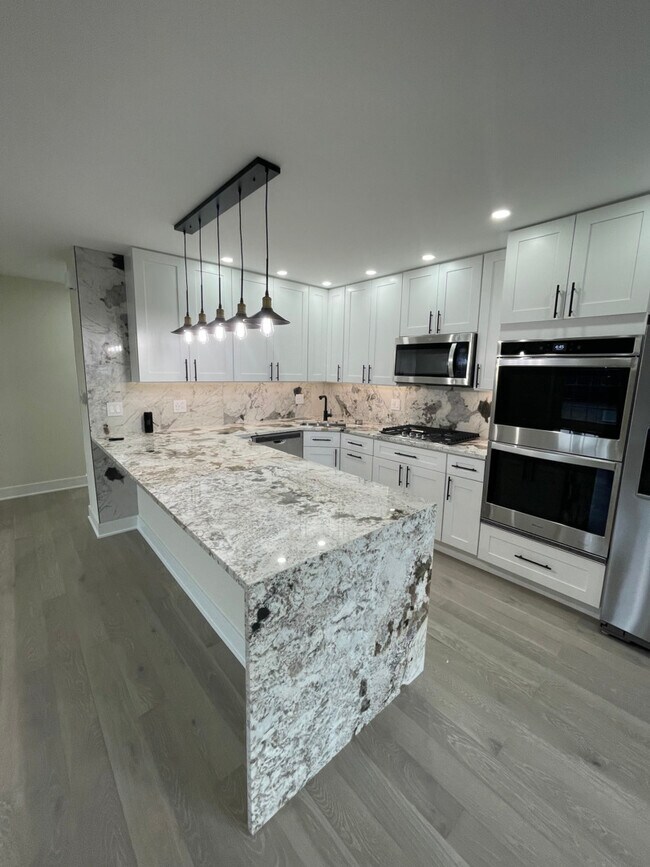 Foto del edificio - 2198 N Oakbrook Cir