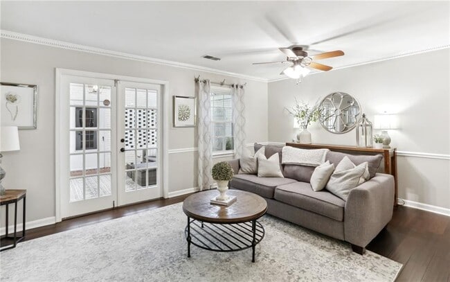 Foto del edificio - 1601 Executive Park Ln NE