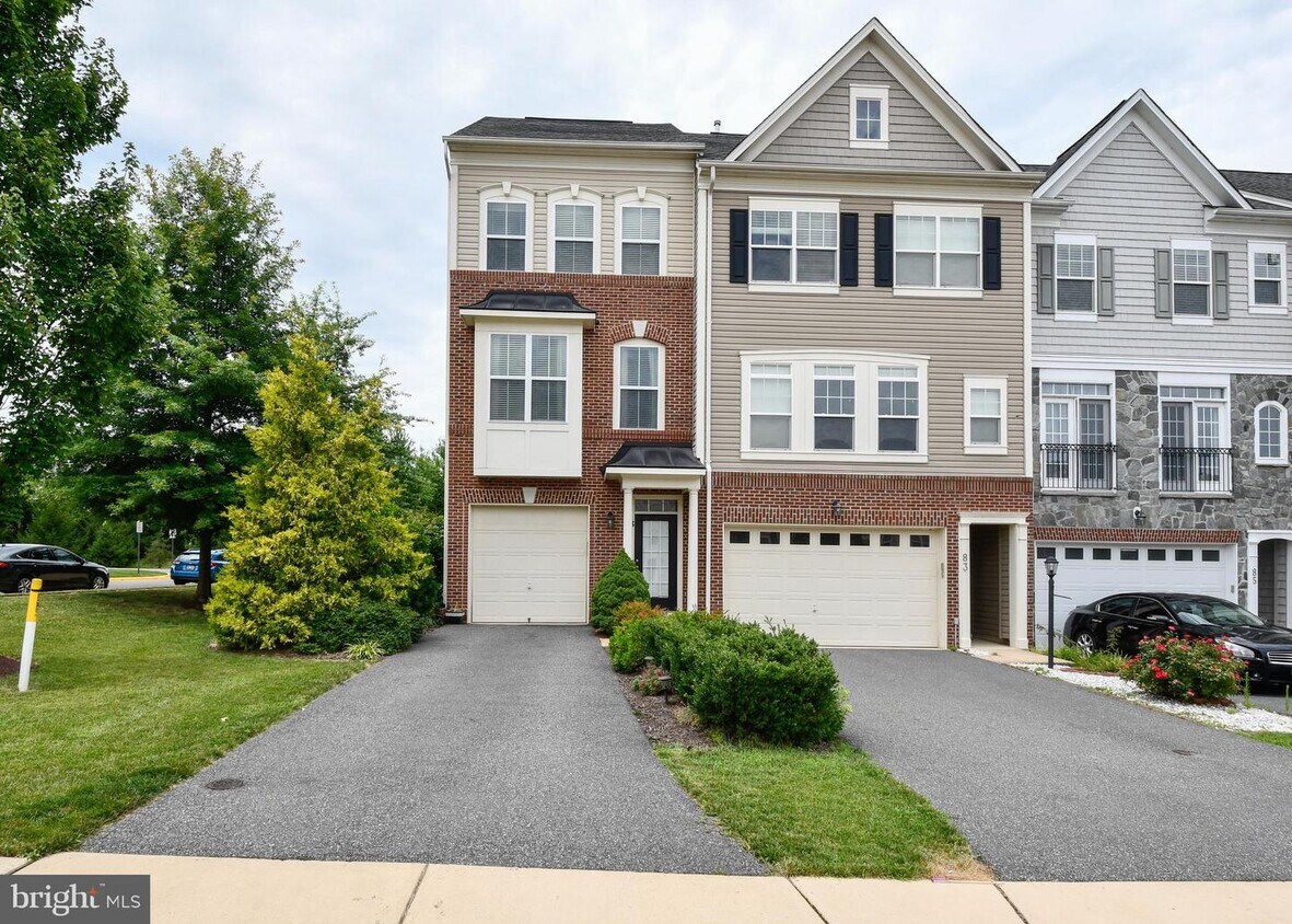 81 Short Branch Rd, Stafford, VA 22556 Townhome Rentals in Stafford