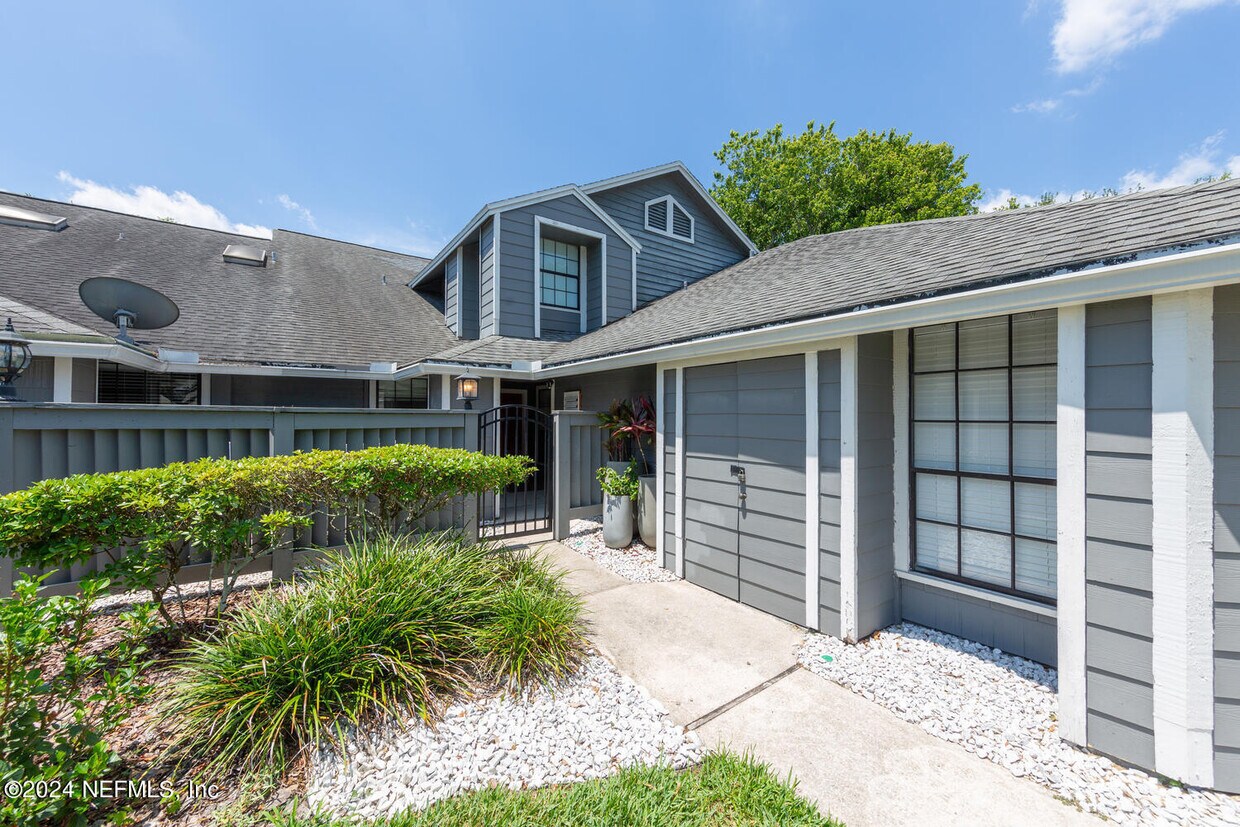 Foto principal - 142 Willow Pond Ln