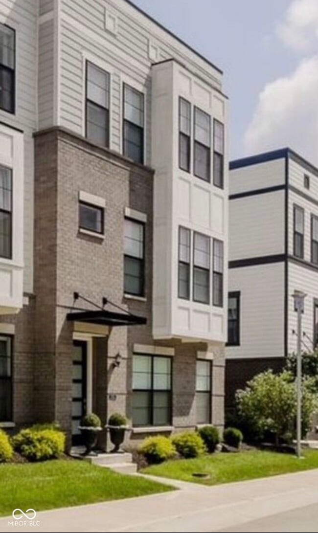 Building Photo - 9734 Junction