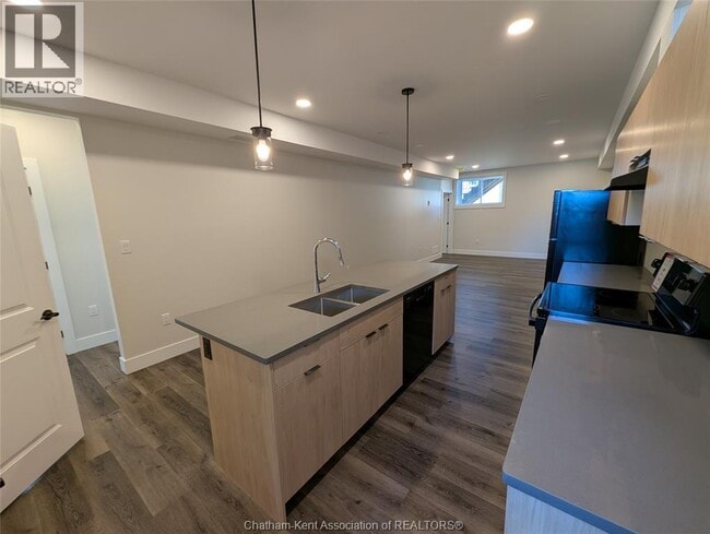 Photo du bâtiment - 24254 Winter Line Rd