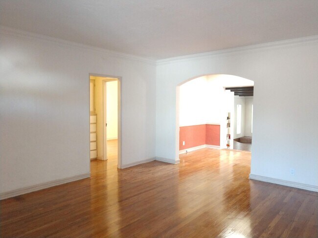 Foto del edificio - 1210 Tijeras Ave NE