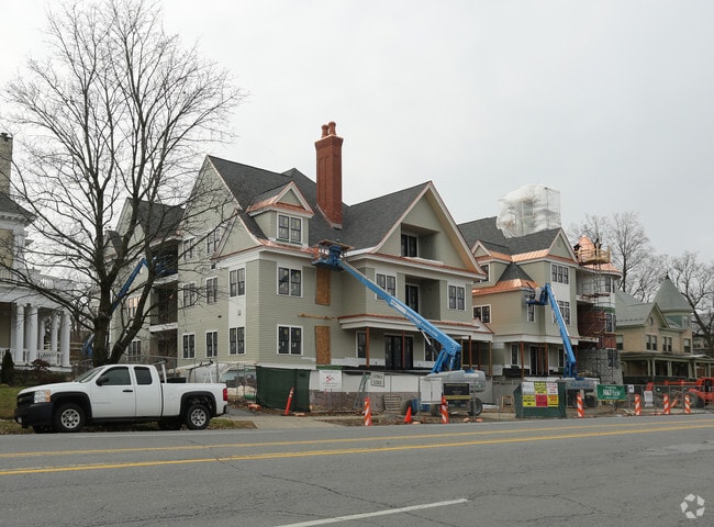 Building Photo - Residences on Union