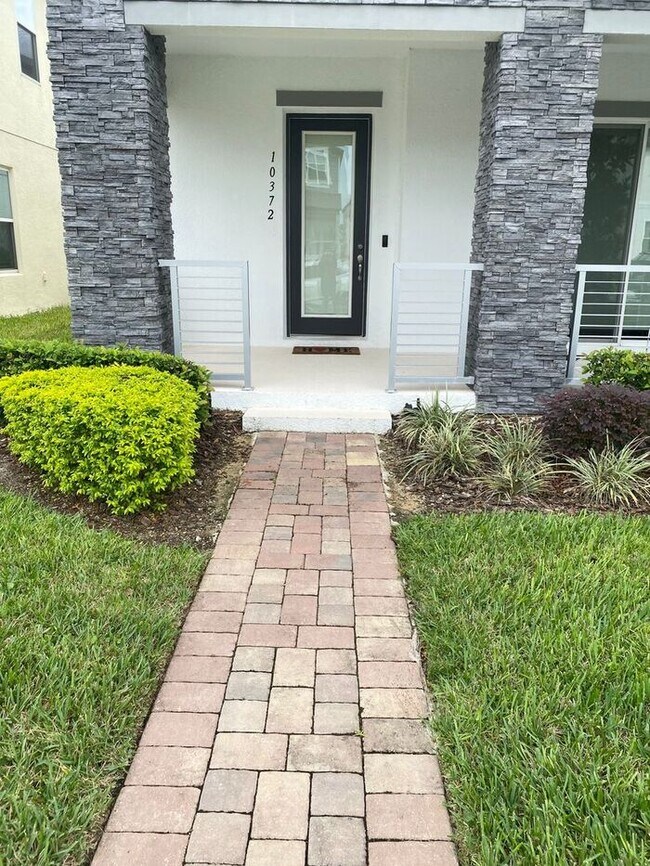 Foto del edificio - GORGEOUS HOME IN WATERMARK SUBDIVISION