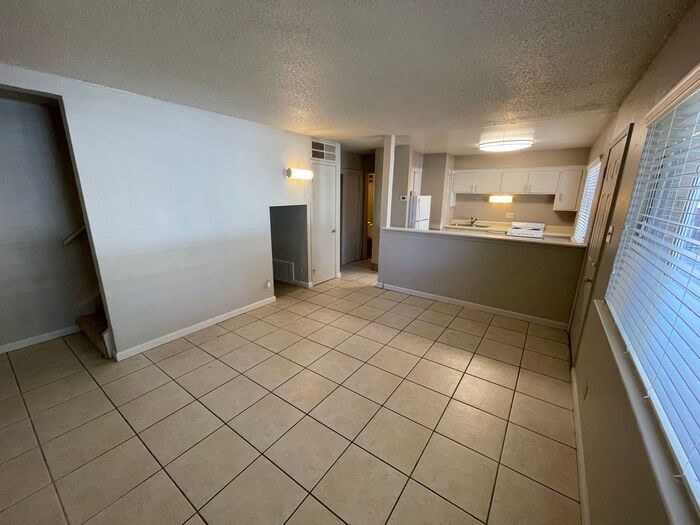 Primary Photo - 3742 4th Ave