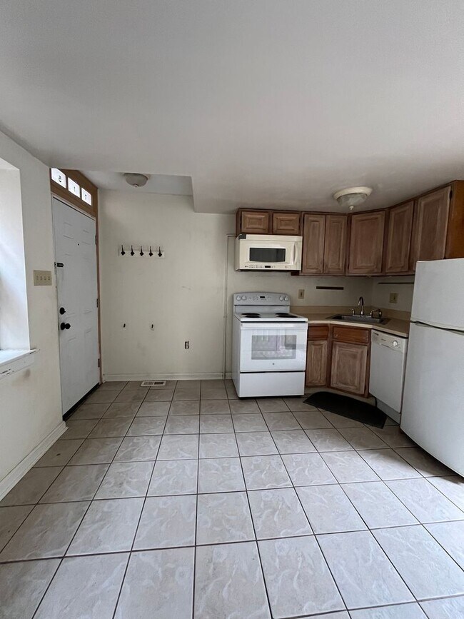 Building Photo - Cozy 2 Bed / 1 Bath Home in Bell Vista!