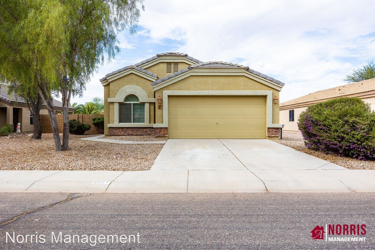 4 br, 2 bath House 2107 N Sabino Ln House Rental in Casa Grande, AZ