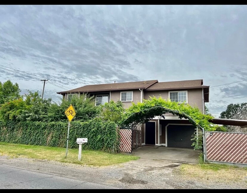 770 Ford Rd, Sacramento, CA 95838 House Rental in Sacramento, CA