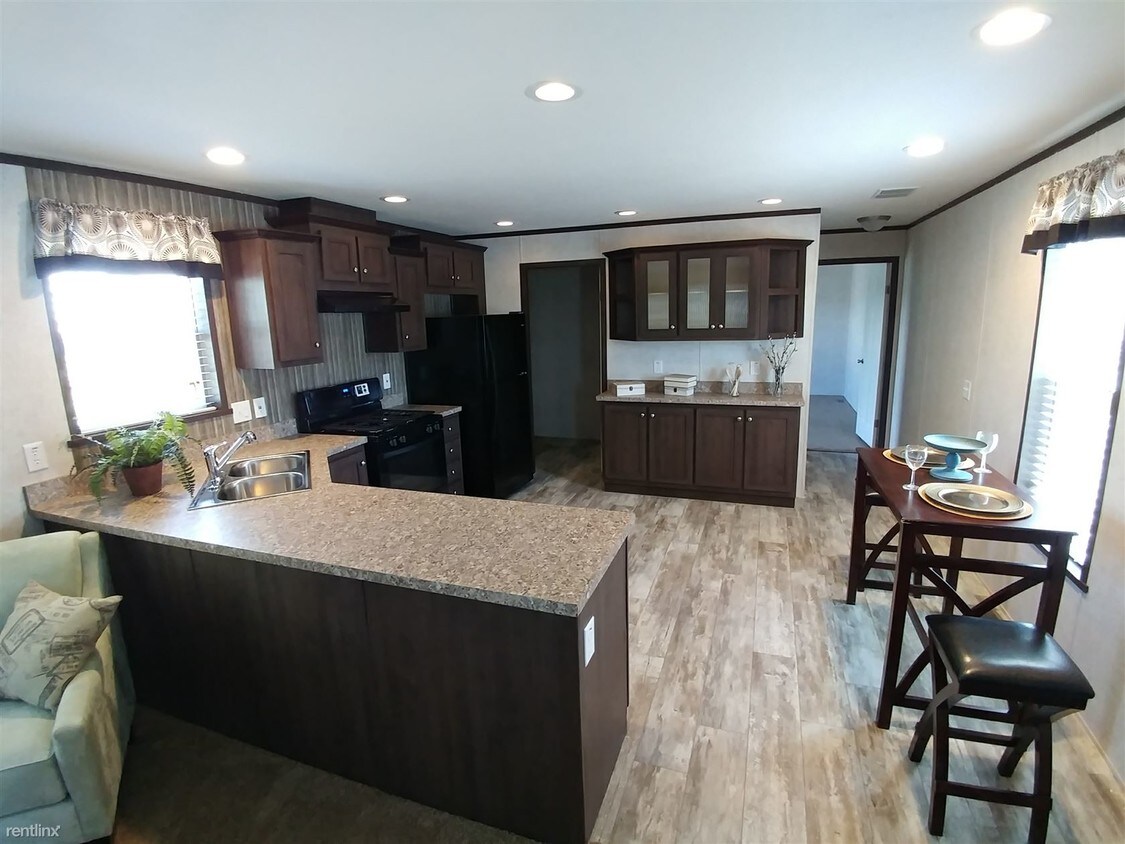Primary Photo - 3 br, 2 bath Mobile Home - 76 Berry Ln