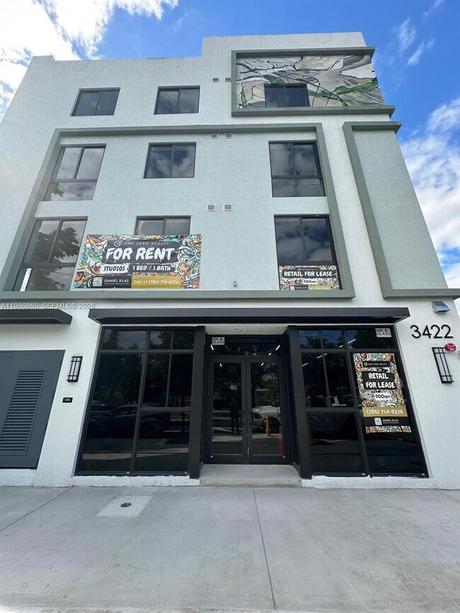 Building Photo - 3422 NW 5th Ave