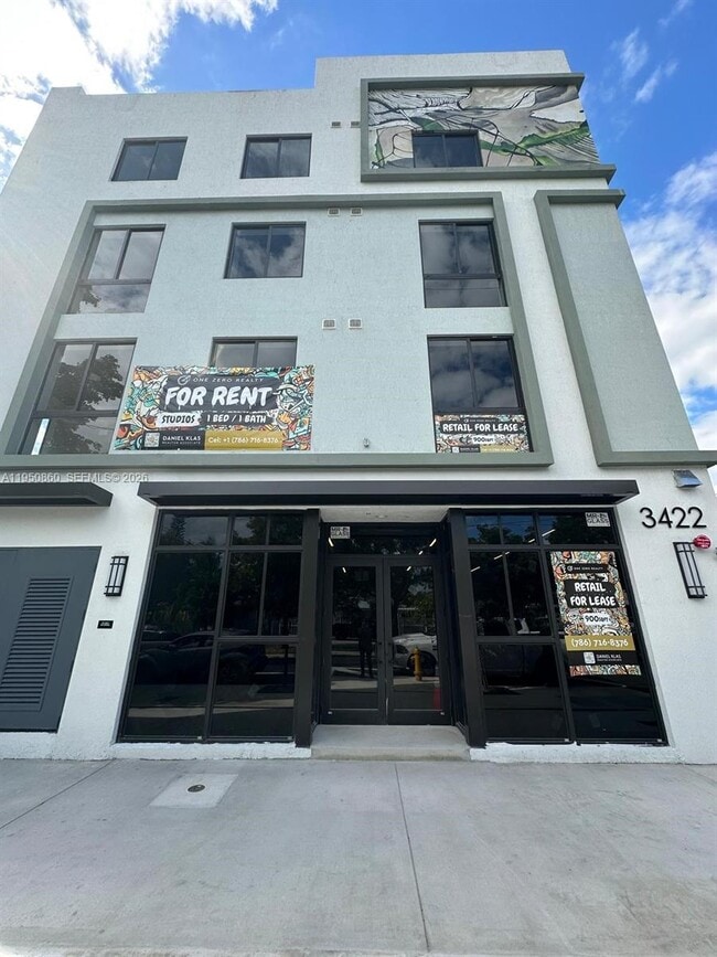 Building Photo - 3422 NW 5th Ave